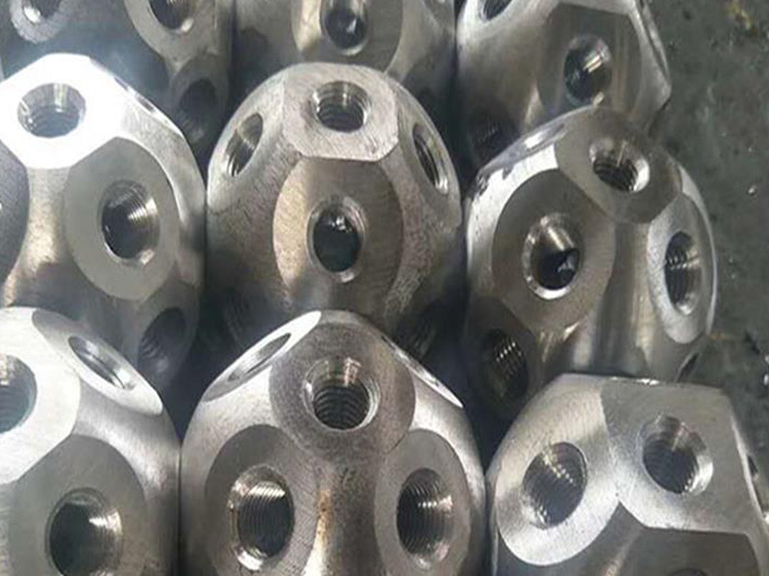 二连浩特螺栓球网架杆件制作